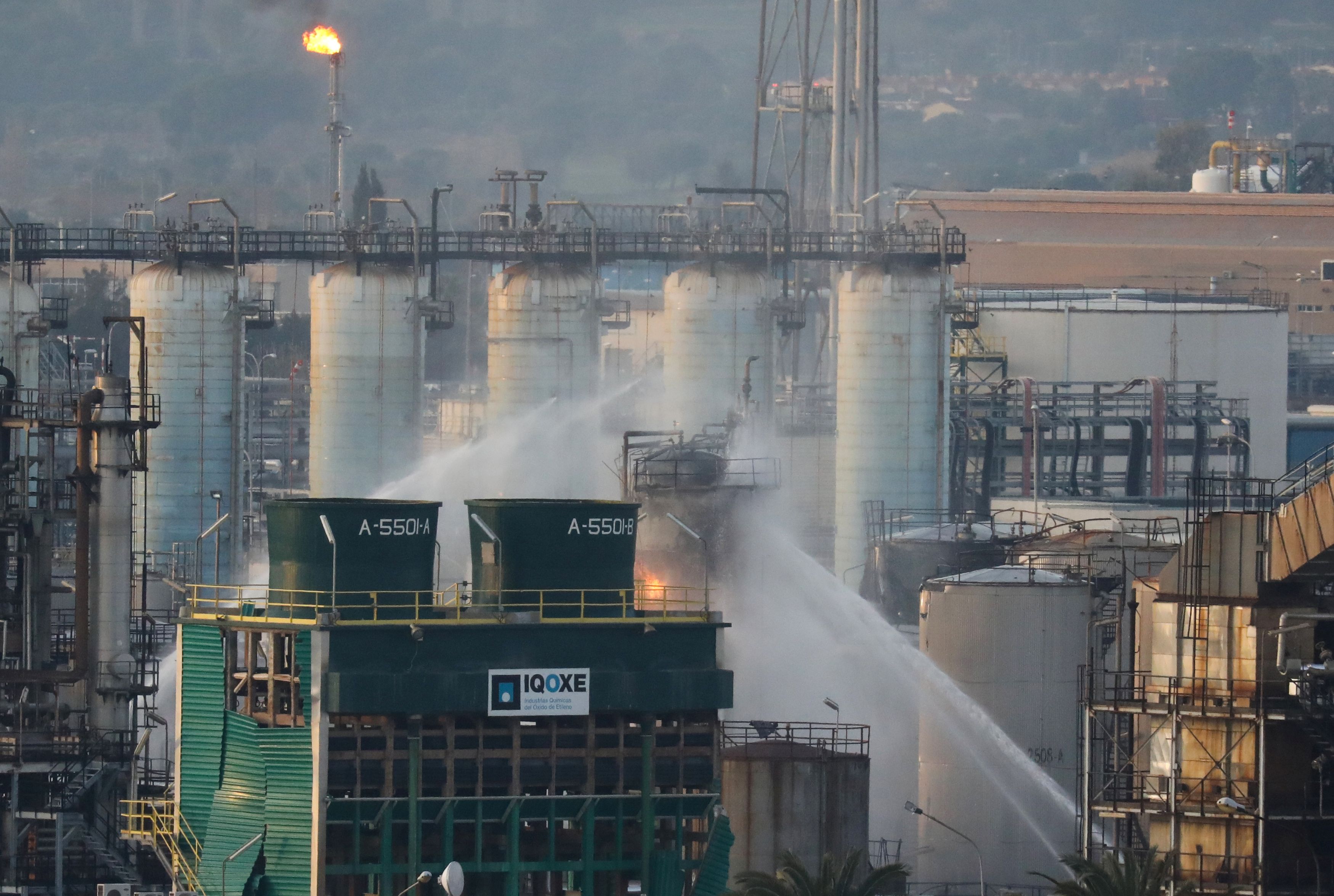 Ισπανία: Εντοπίστηκε και δεύτερος νεκρός από τη φωτιά στο χημικό εργοστάσιο