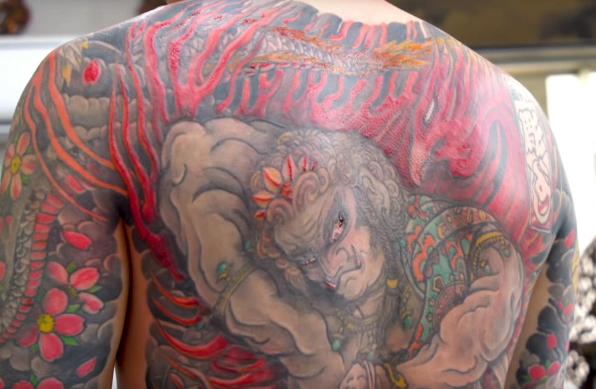 Ο 73χρονος tattoo artist που έχει γίνει θρύλος στην Ιαπωνία