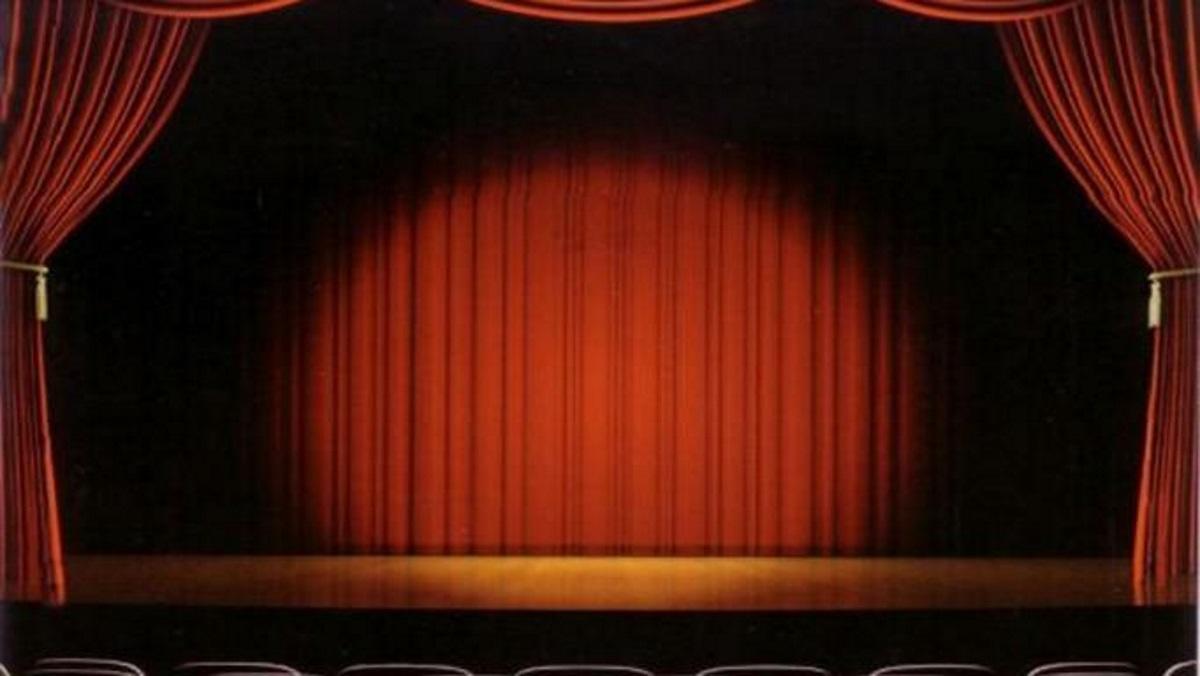 «Ήμουν τόσο παχύς που είχαν στραβώσει τα πόδια μου» – Η εξομολόγηση Έλληνα ηθοποιού