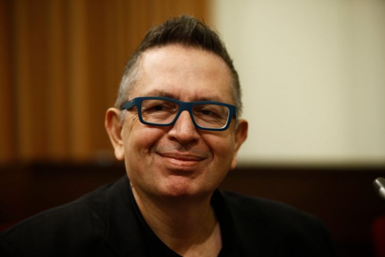 «Μαζί σου Σαββατοκύριακο»: Συγκίνηση στο μνημόσυνο του Θέμου Αναστασιάδη στην Μάνη