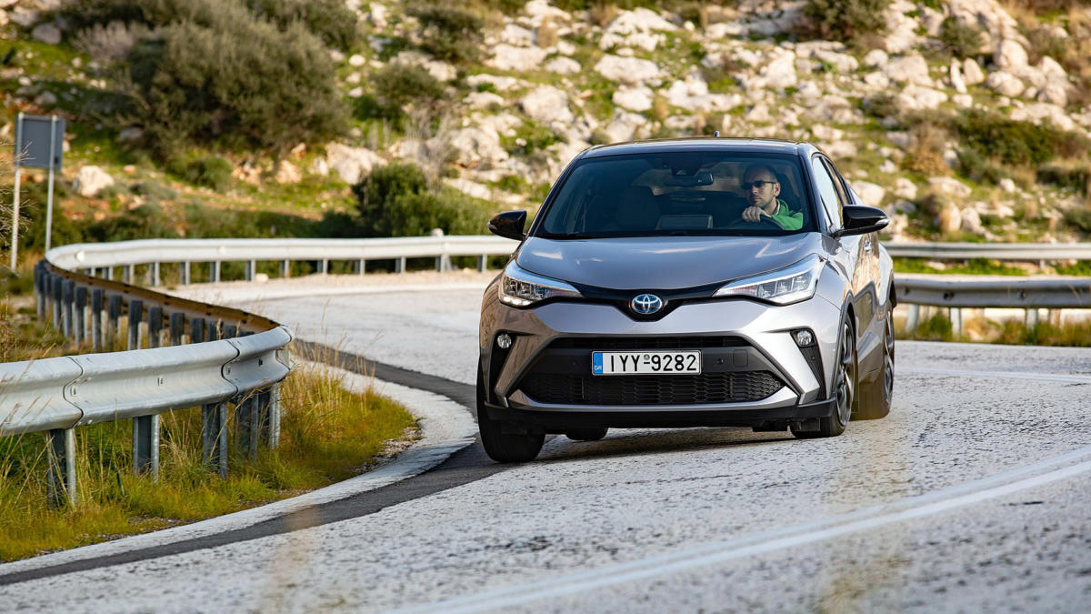 Δοκιμάζουμε το νέο Toyota C-HR 1.8 Hybrid [pics]