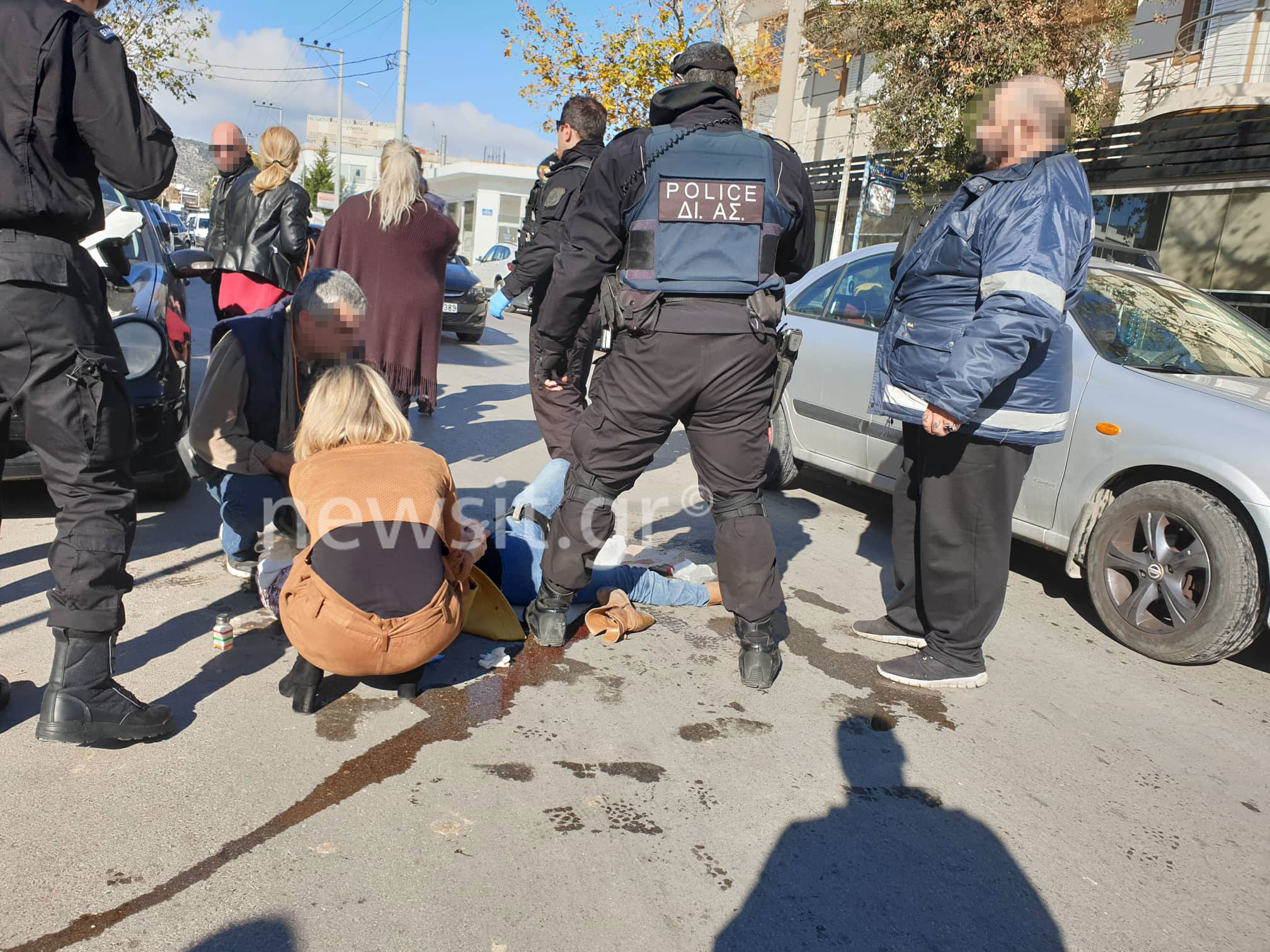 Φρικιαστικό τροχαίο στα Λιόσια: Λεωφορείο παρέσυρε και τραυμάτισε ηλικιωμένη