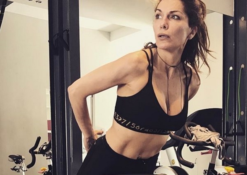 Δέσποινα Βανδή: Λιώνει στη γυμναστική για να κάψει τις θερμίδες της πίτσας που έφαγε!