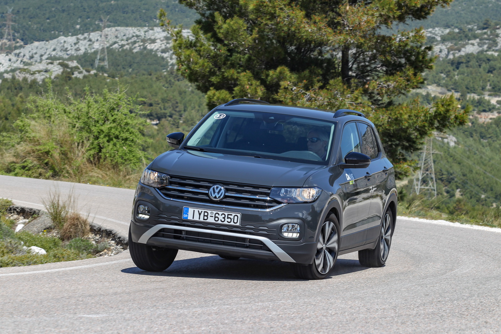 Η Volkswagen κατοχύρωσε τρία νέα ονόματα για SUV