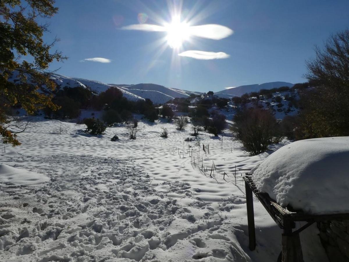 Καιρός “Ηφαιστίων”: Μοναδικά όμορφες εικόνες από την χιονισμένη Κρήτη