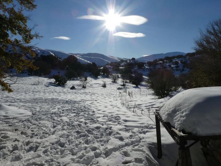 Μοναδικά όμορφες εικόνες από την χιονισμένη Κρήτη - "Κόβει την ανάσα" ο Ψηλορείτης