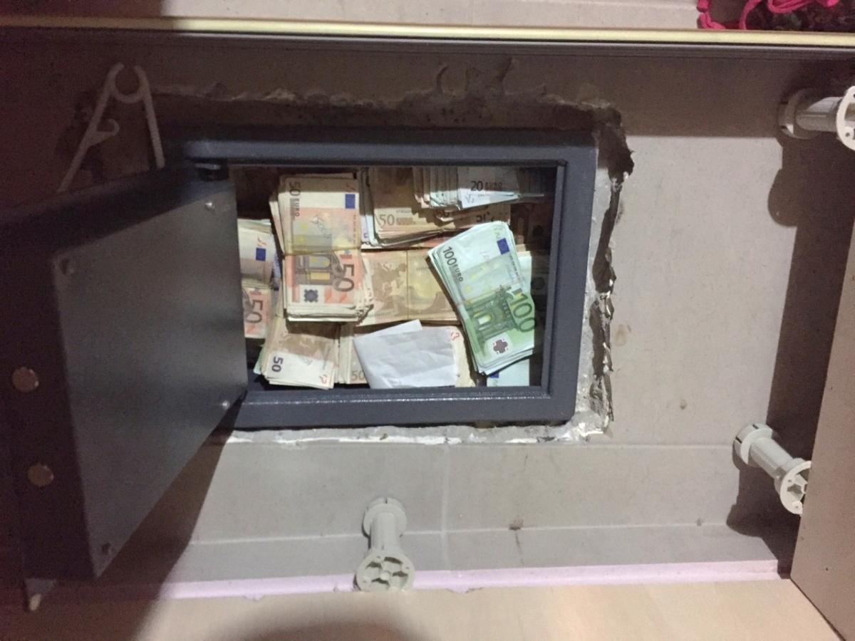 Αχαϊα: Προσαγωγές για την κλοπή χρηματοκιβωτίου από τα ΕΛΤΑ Διακοπτού με λεία 21.000 ευρώ
