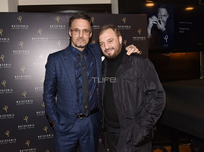 Ο Σπύρος Πώρος παρουσίασε το φωτογραφικό λεύκωμά του με διάσημους φίλους στο πλευρό του!