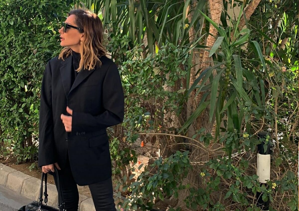 Δέσποινα Βανδή: Φόρεσε μάσκα για να ταξιδέψει αεροπορικώς στην Κύπρο!