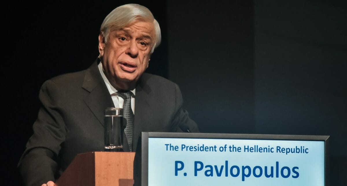 Κική Δημουλά: Ο Προκόπης Παυλόπουλος “αποχαιρετά” την ποιήτρια