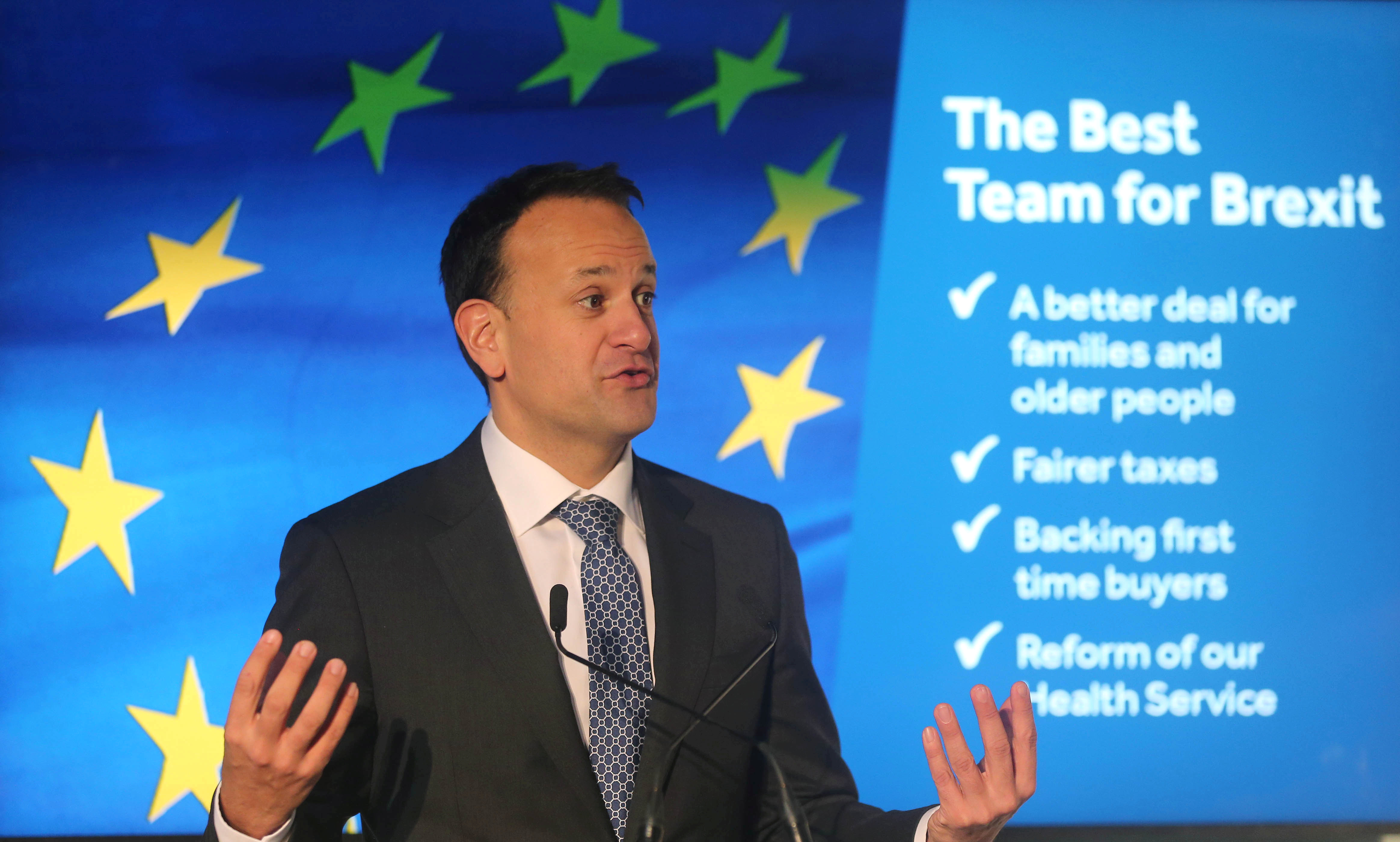 Ιρλανδία: Τρίτο κόμμα η κυβέρνηση στις δημοσκοπήσεις μια εβδομάδα πριν τις εκλογές