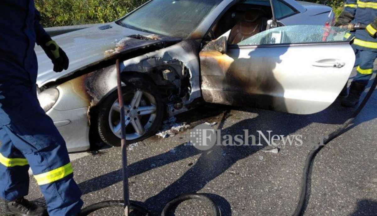 Χανιά: Σπορ αυτοκίνητο πήρε φωτιά εν κινήσει