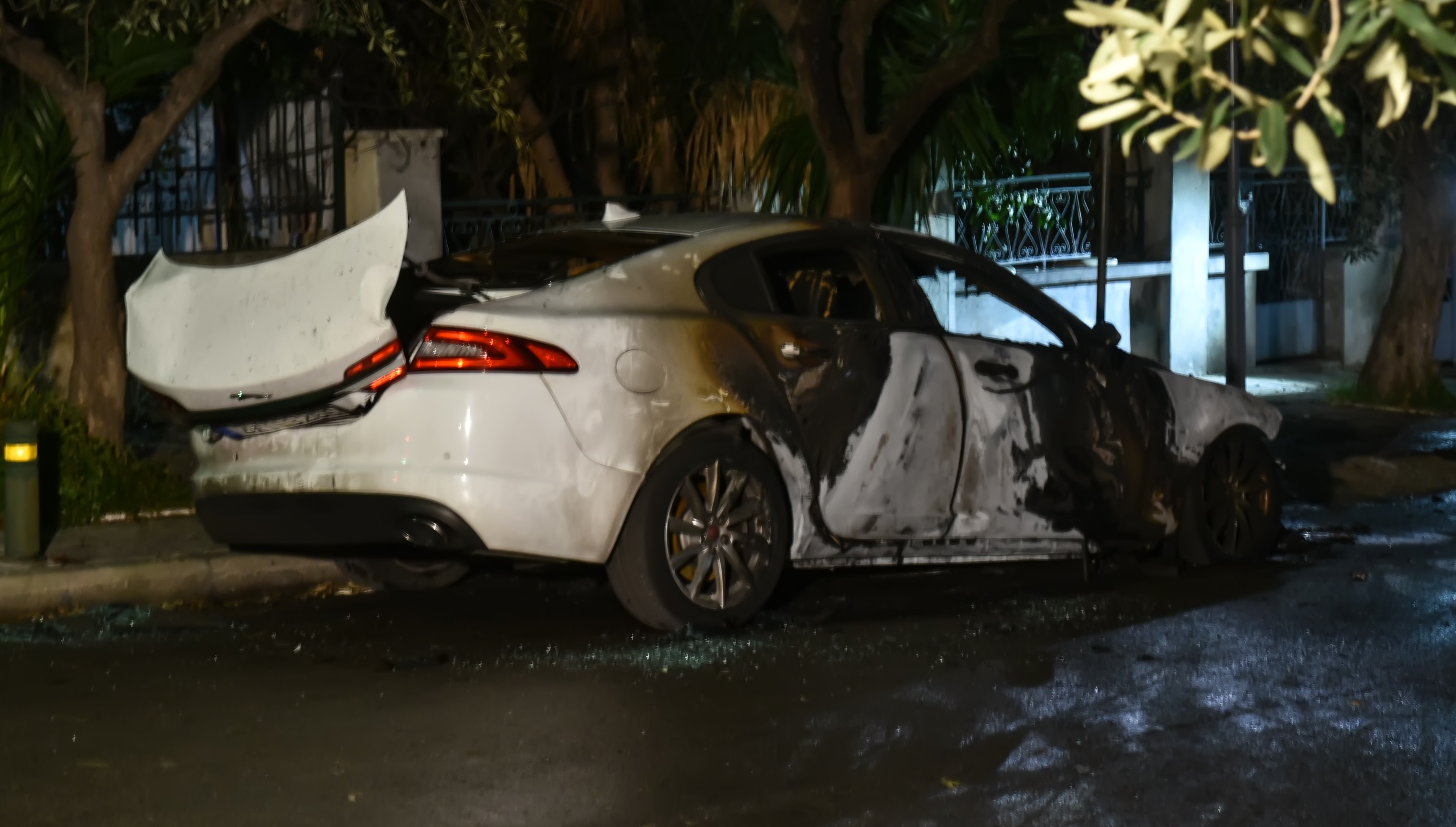 Έκρηξη βόμβας σε αυτοκίνητο εκδότη εφημερίδας στην Αγία Βαρβάρα