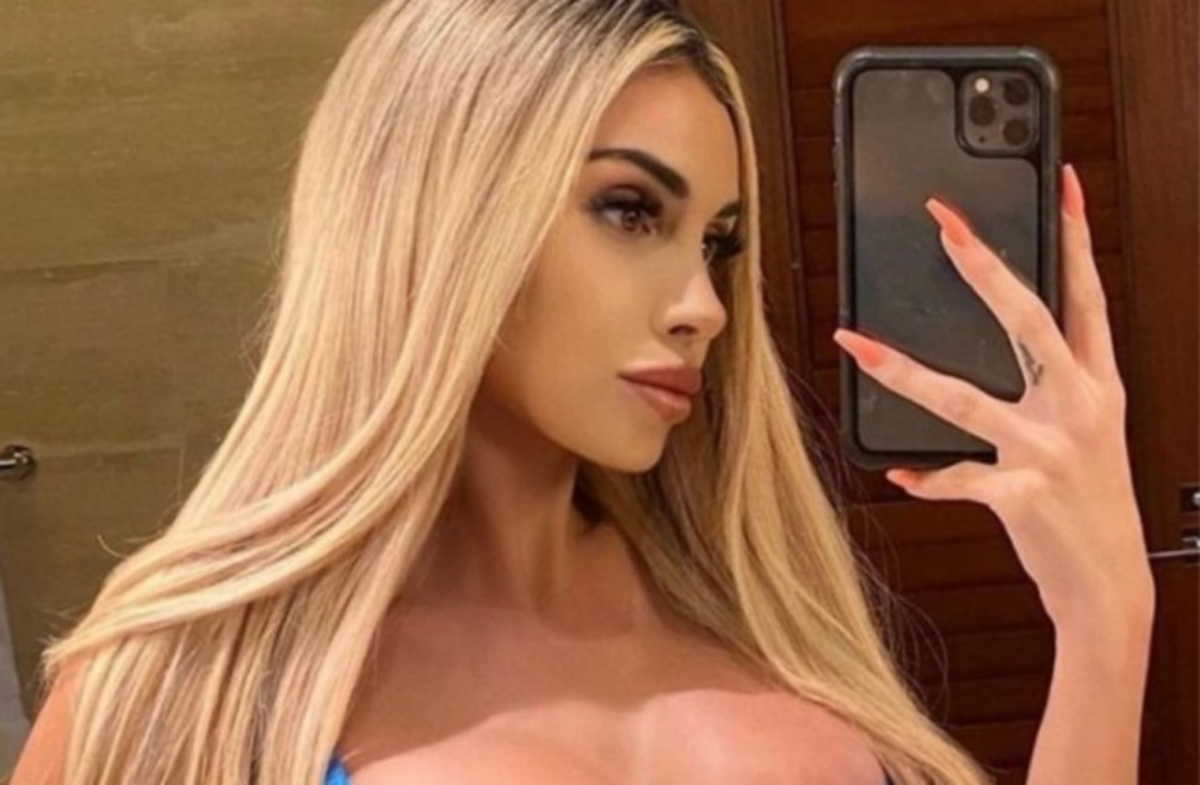 Τα οπίσθια της Alexa Dellanos θα σας αφήσουν με το στόμα ανοιχτό!