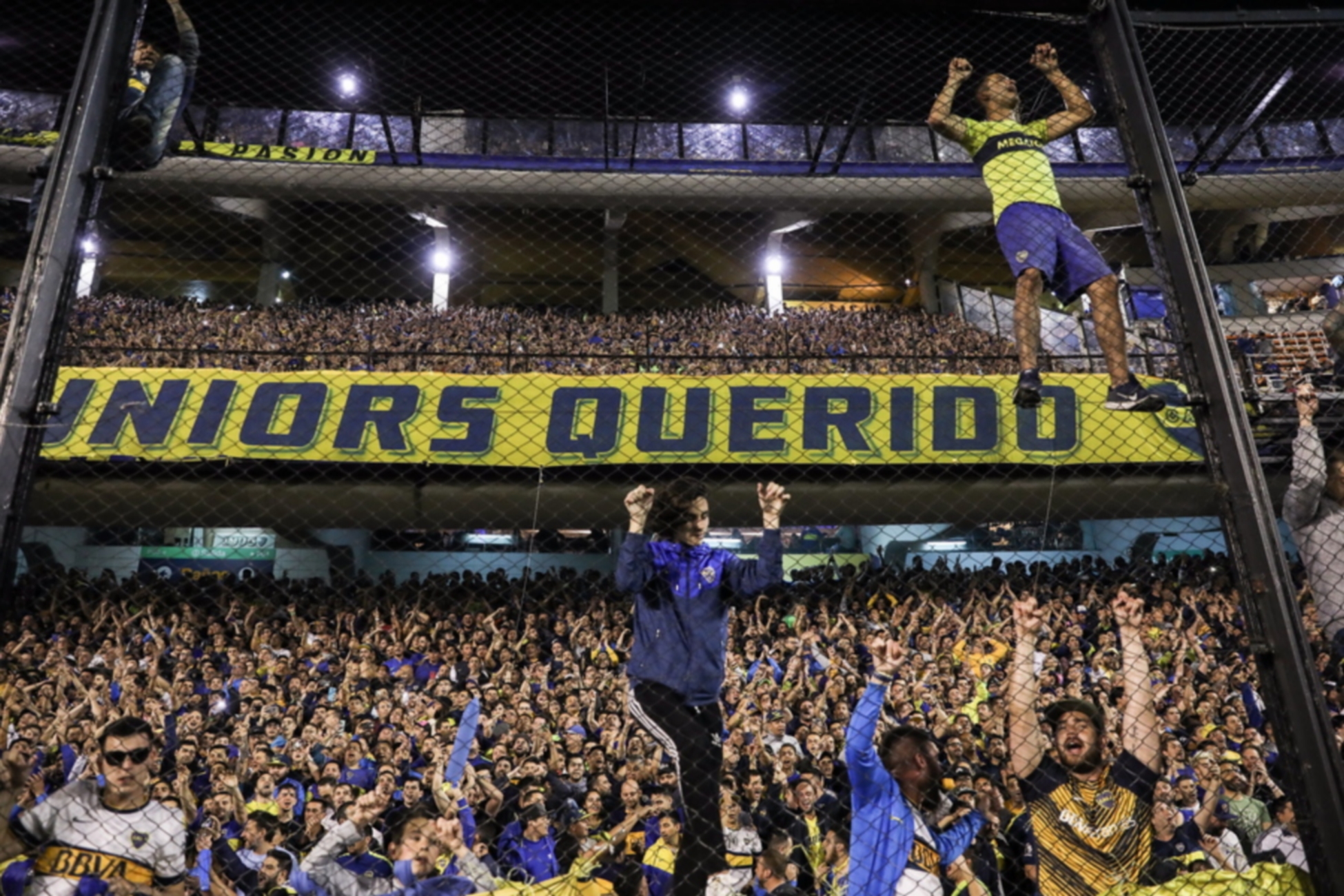 epa07941806 Boca Juniors fans await the start of the Copa Libertadores semifinal soccer match between Boca Juniors and River Plate at La Bombonera Stadium, in Buenos Aires, Argentina, 22 October 2019.  EPA