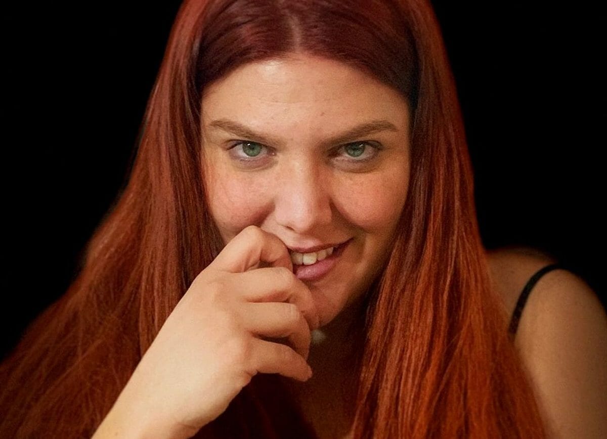 Έξαλλη η Δανάη Μπάρκα! Έτσι διέψευσε τις φήμες για τη σχέση της με τον Νίνο [pic]