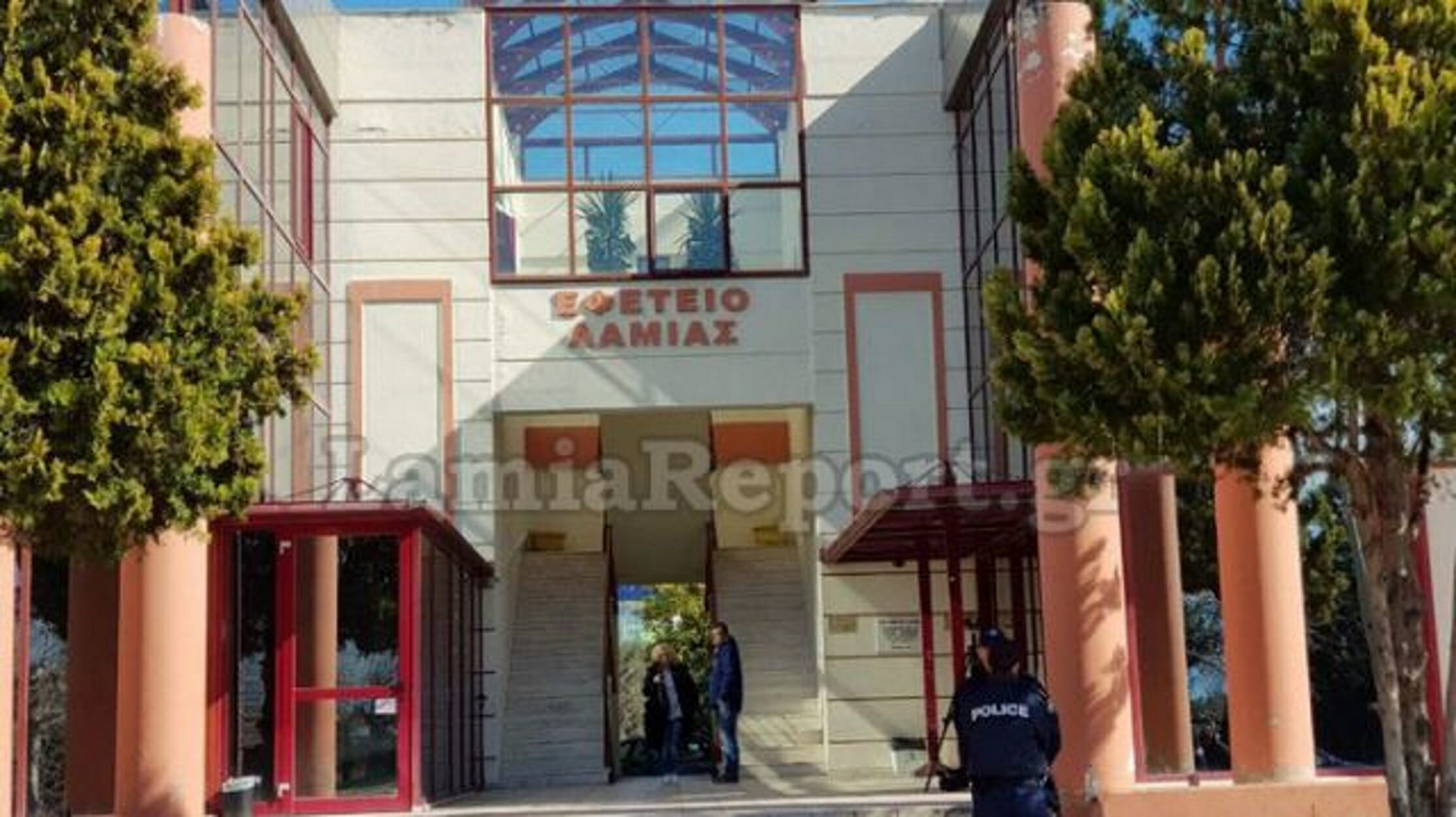 Λαμία: “Γιαγιά μήπως σκότωσε ο θείος Νίκος τη μαμά;…”