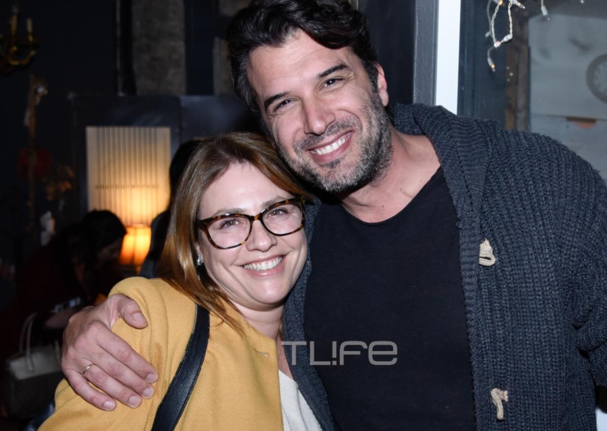 Σύσσωμο το cast της σειράς «Γυναίκα χωρίς όνομα» στο θέατρο!