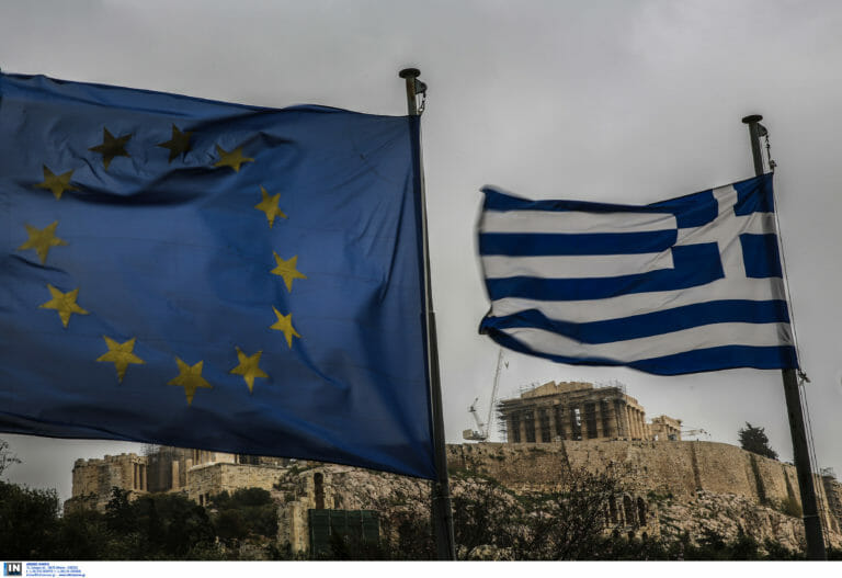 La Repubblica: Μετά από δέκα χρόνια τελειώνει η Οδύσσεια του χρέους στην Ελλάδα