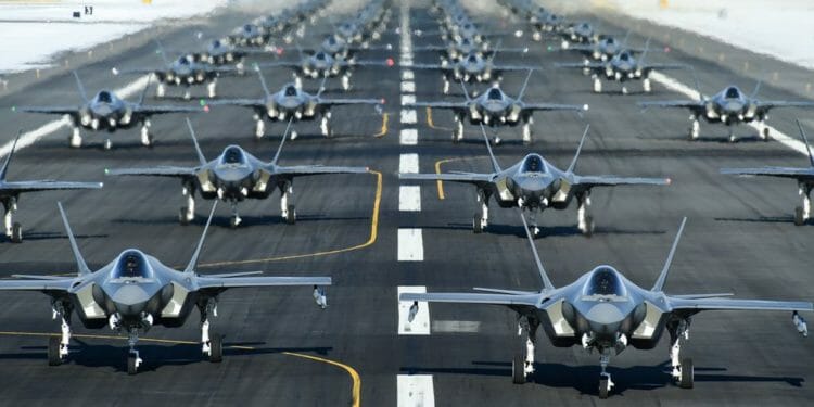 Νέα έκθεση – πονοκέφαλος για το Αμερικανικό Πεντάγωνο: «Τα F-35 είναι ήδη παρωχημένα»!