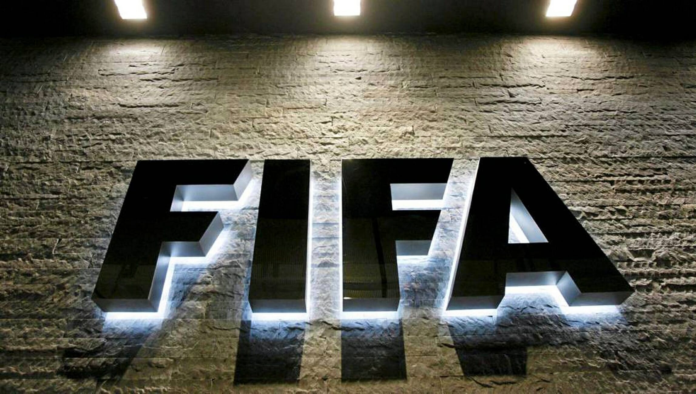 Η FIFA έτοιμη να παρατείνει τη σεζόν επ’ αόριστον