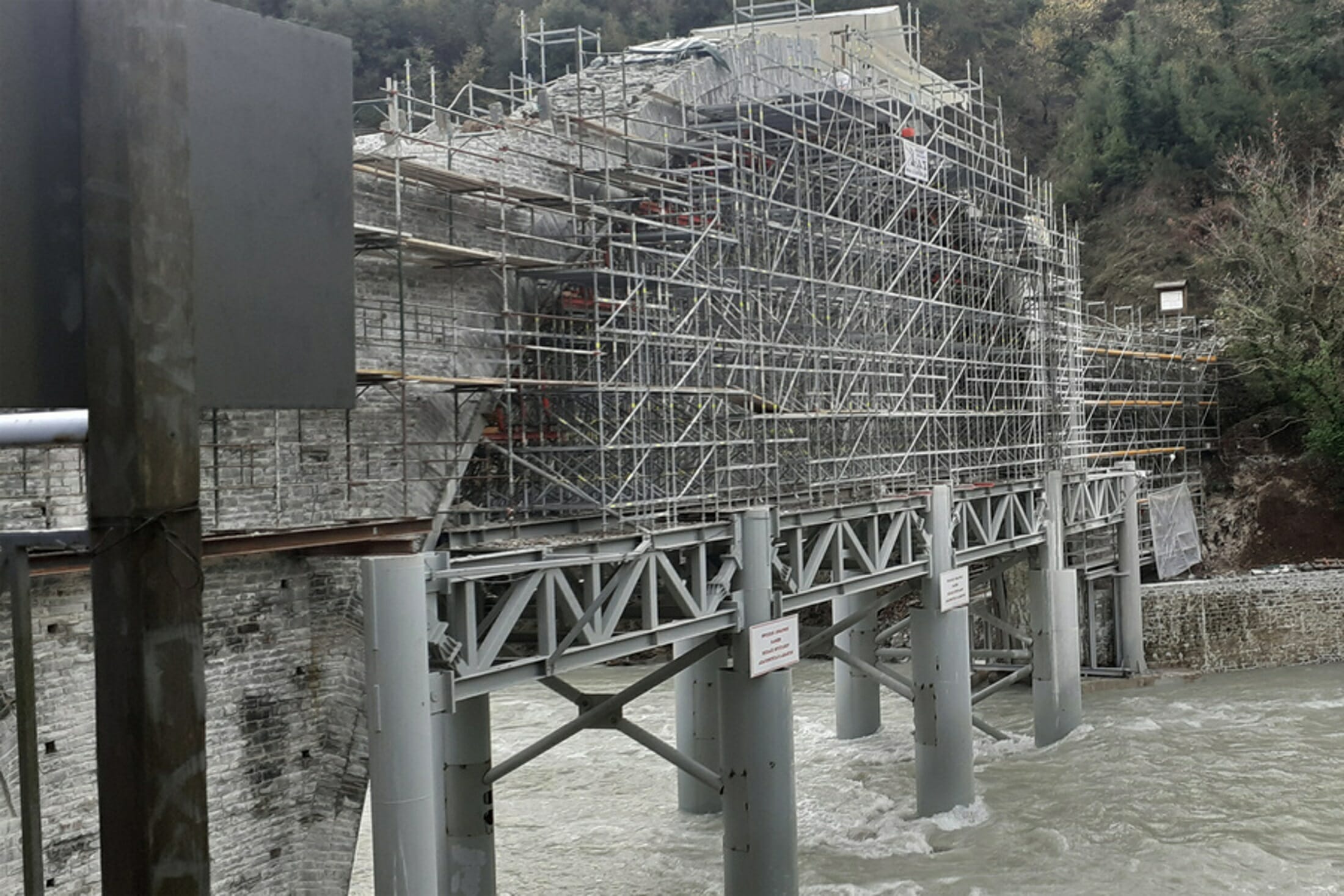 Γεφύρι της Πλάκας: Ολοκληρώθηκε η μεγαλύτερη αποκατάσταση πέτρινου γεφυριού στον κόσμο!