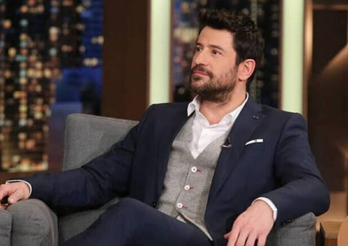 Ενοχλημένος ο Γεωργούλης: «Είναι ένα κατασκεύασμα ότι είμαι ο διπλοθεσίτης που τα “αρπάζω” από εδώ κι από εκεί»!