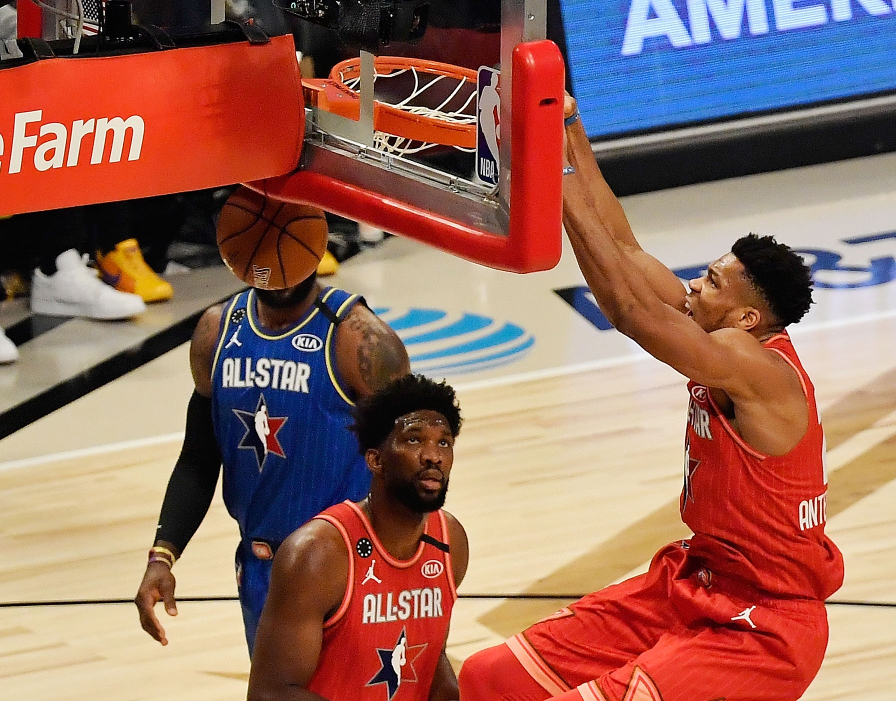 Feb 16, 2020; Chicago, Illinois, USA; Team Giannis forward Giannis Antetokounmpo of the Milwaukee Bucks dunks the ball during the first quarter during the 2020 NBA All Star Game at United Center. Mandatory Credit: Quinn Harris-USA TODAY Sports