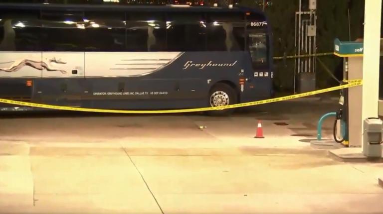 Τρόμος στην Καλιφόρνια: Οπλοφόρος άνοιξε πυρ μέσα σε λεωφορείο!