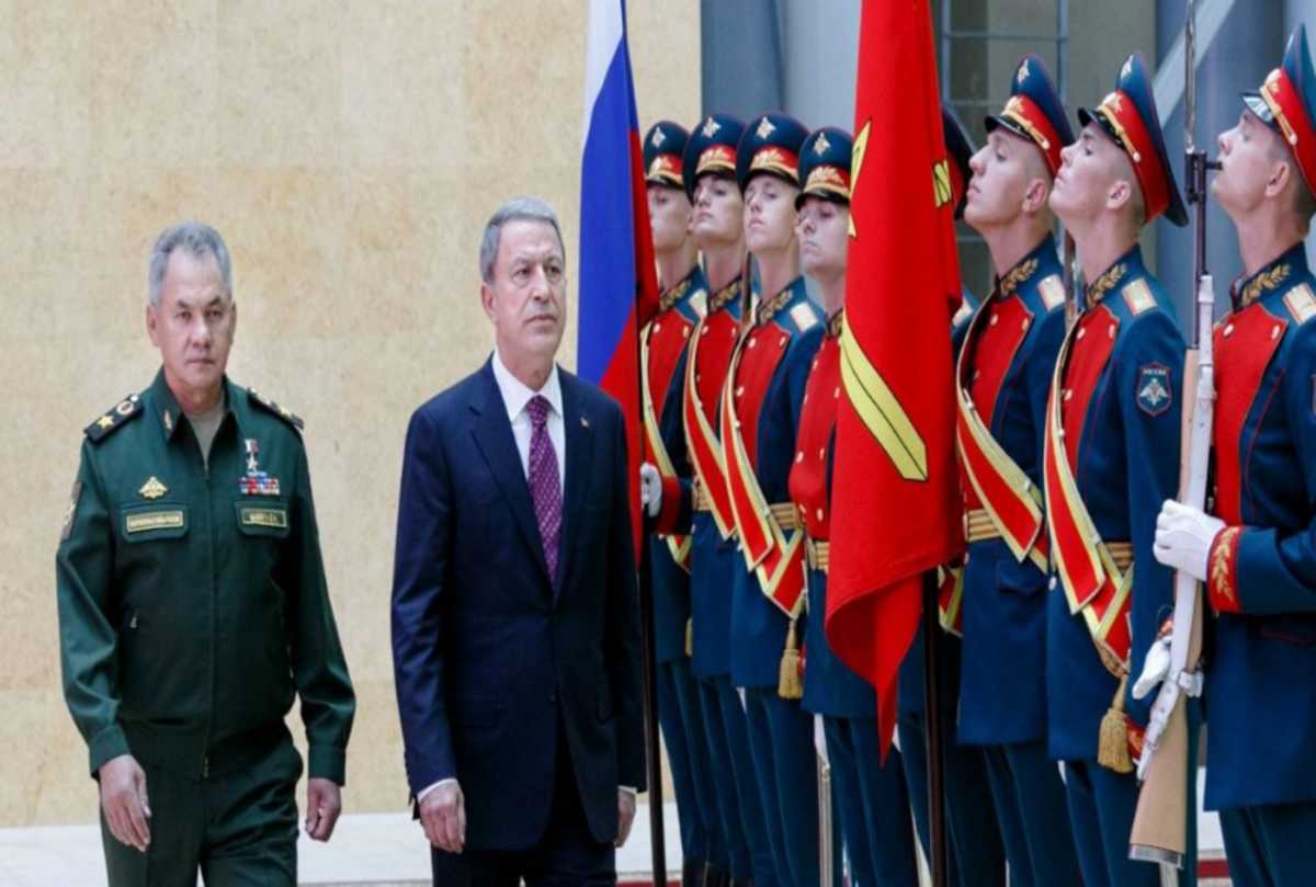 Τηλεφωνική επικοινωνία των υπουργών Άμυνας Ρωσίας και Τουρκίας για την Ιντλίμπ