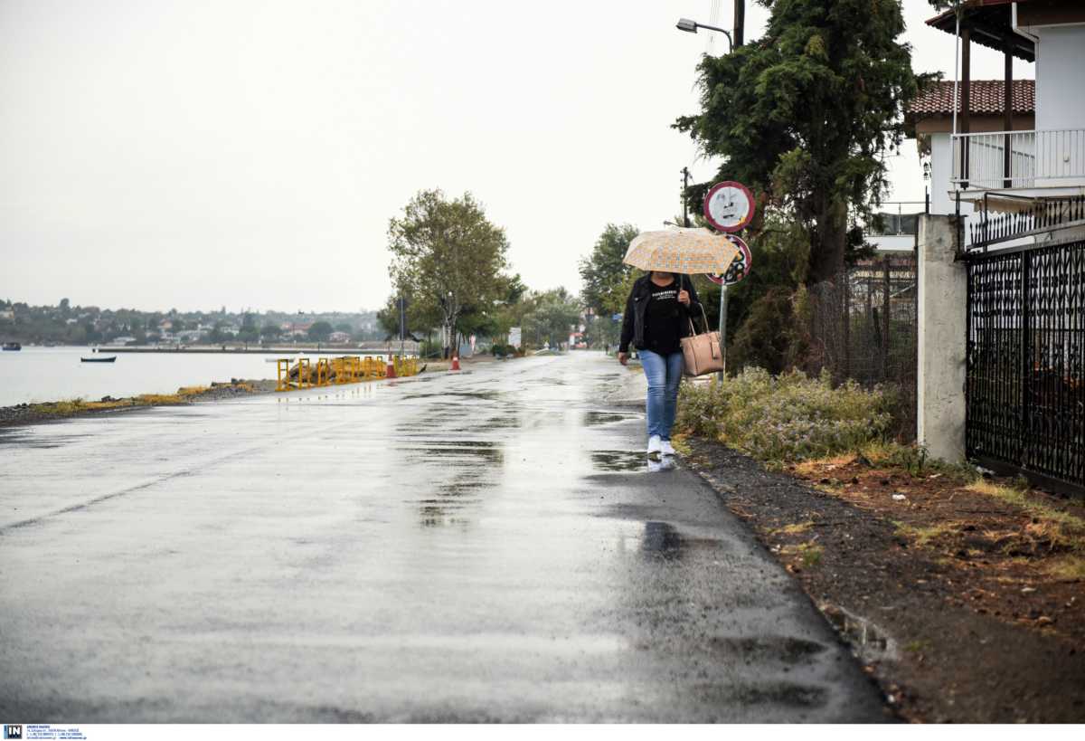 Καιρός σήμερα: Πού θα βρέξει την πρώτη Κυριακή του Μάρτη