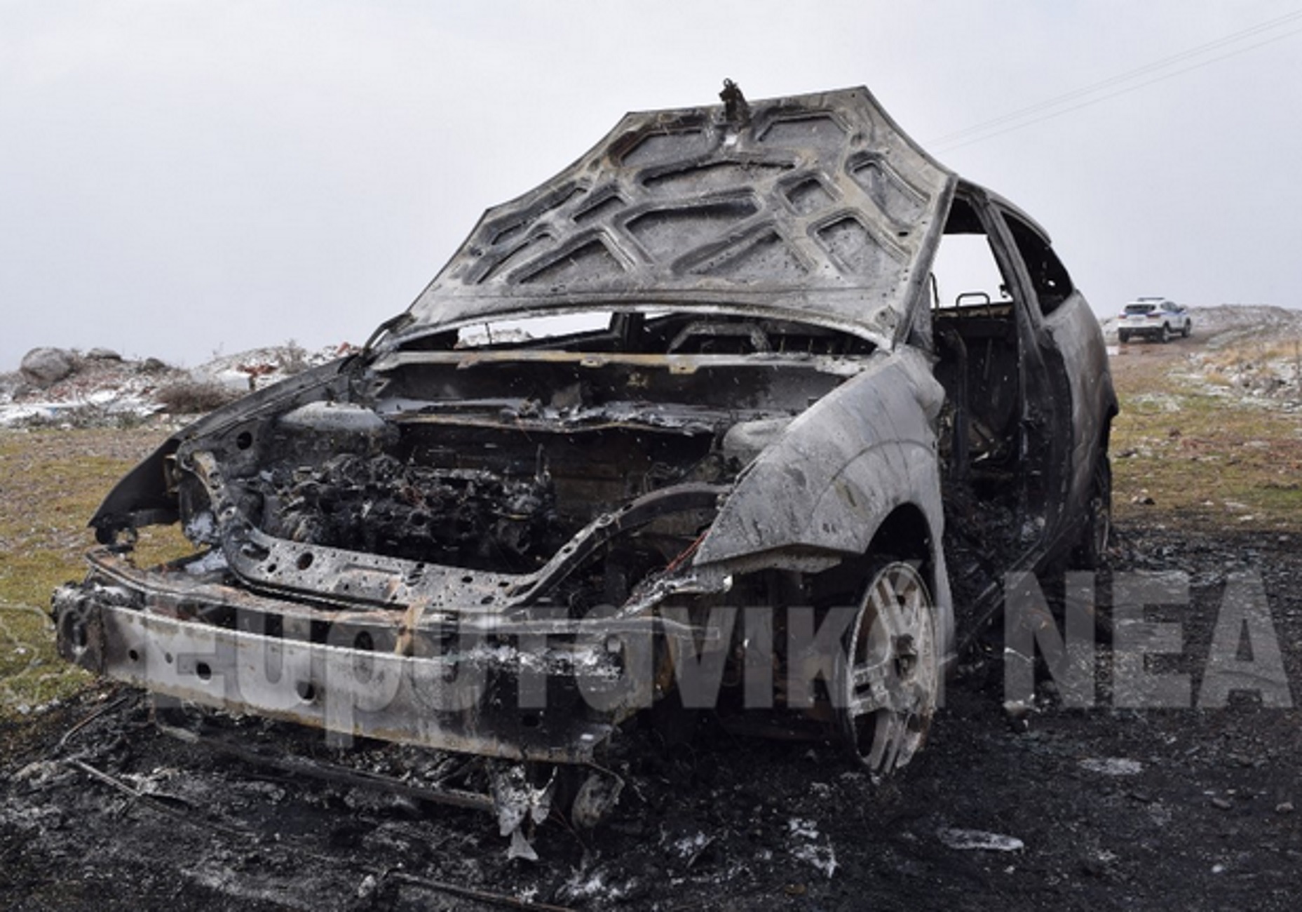 Καρπενήσι: Βρέθηκε απανθρακωμένος σε αυτό το αυτοκίνητο! Σπαραγμός για τον 30χρονο (Βίντεο)