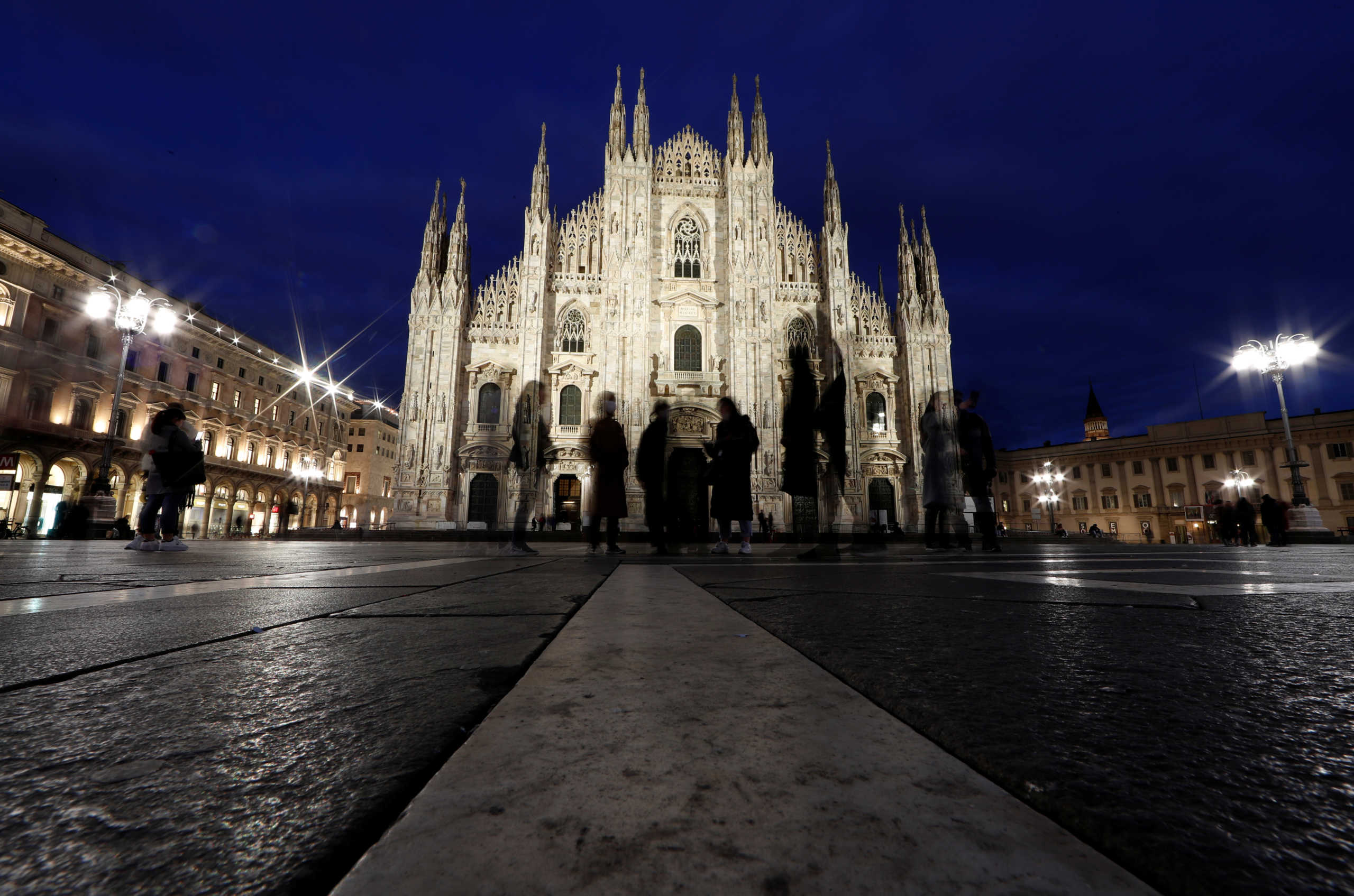 A view shows Duomo square, as a coronavirus outbreak continues to grow in northern Italy, in Milan, Italy, February 27, 2020. REUTERS
