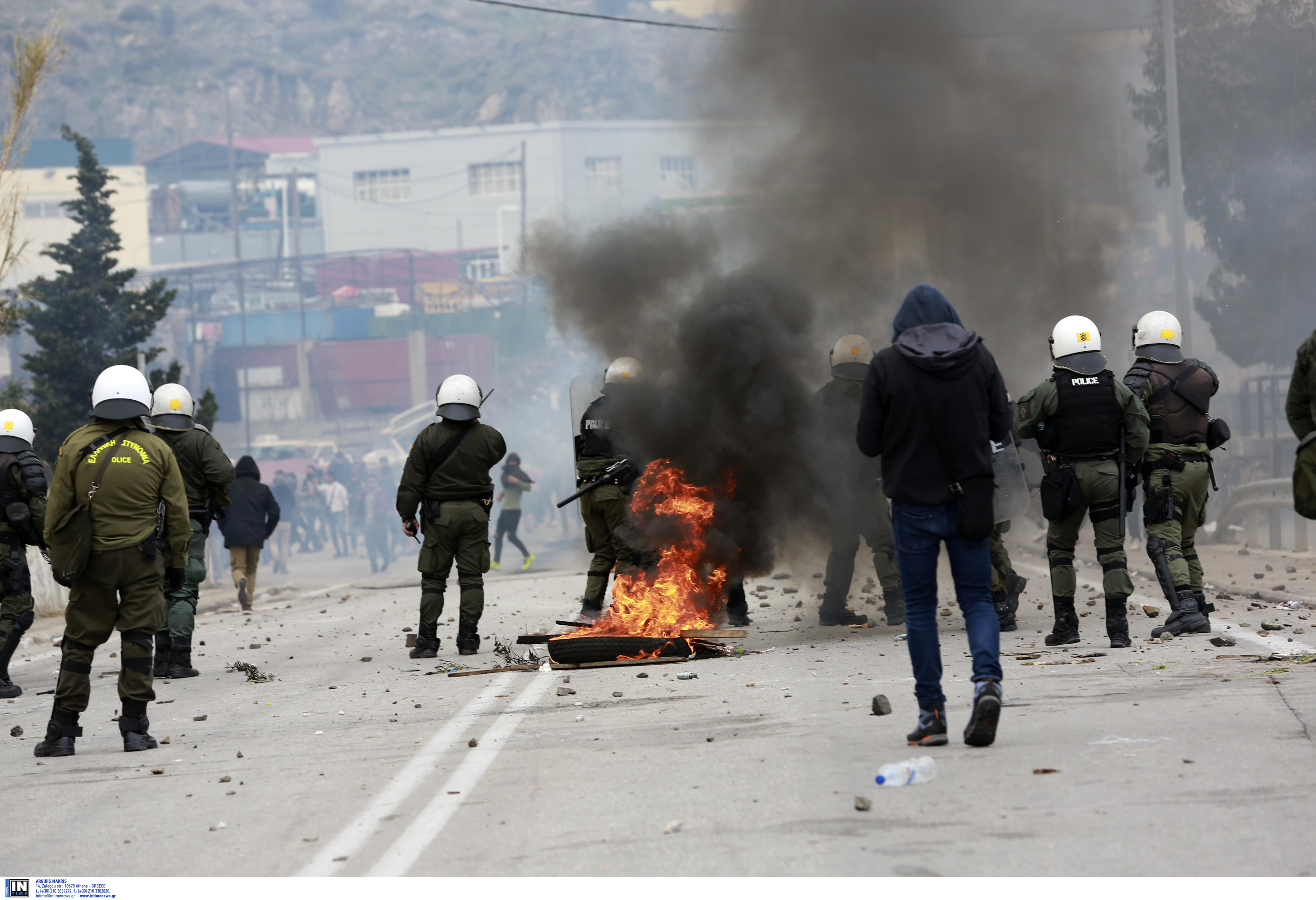 ΣΥΡΙΖΑ: Ακροδεξιοί πυροδοτούν επεισόδια στην Μόρια