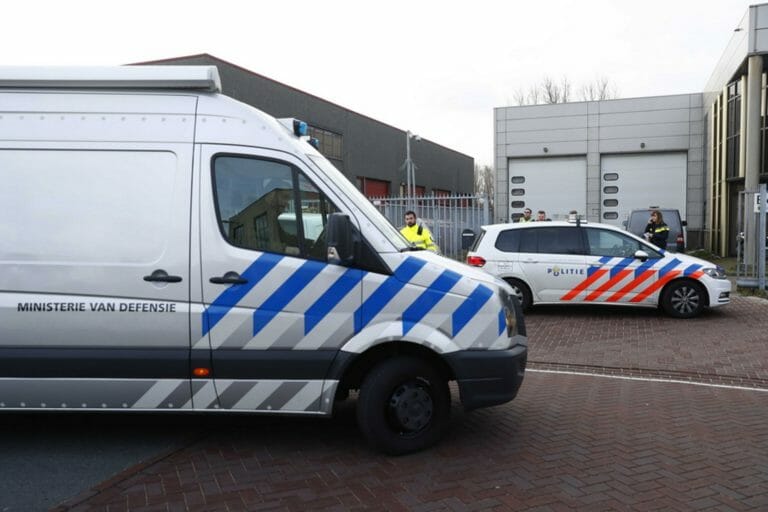 Μπαράζ εκρήξεων μέσω παγιδευμένων επιστολών στην Ολλανδία - Ποια κίνηση έσωσε εργαζόμενο