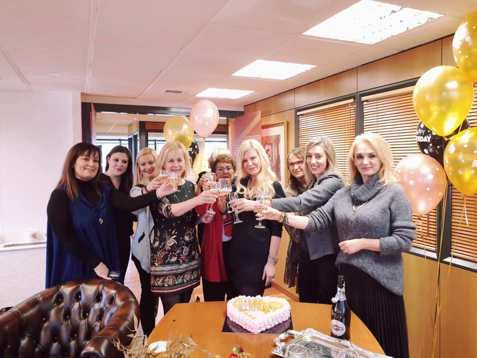 Μαρίνα Πατούλη: Η πρωινή έκπληξη που δέχτηκε στο γραφείο της!