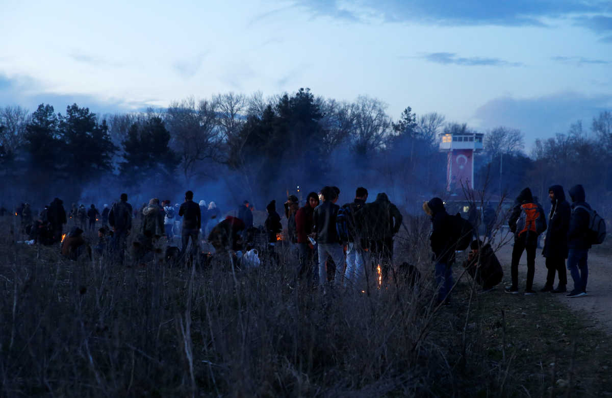Καστανιές: Πρόσφυγες επιχείρησαν και πάλι να περάσουν τα σύνορα! Έπεσαν δακρυγόνα