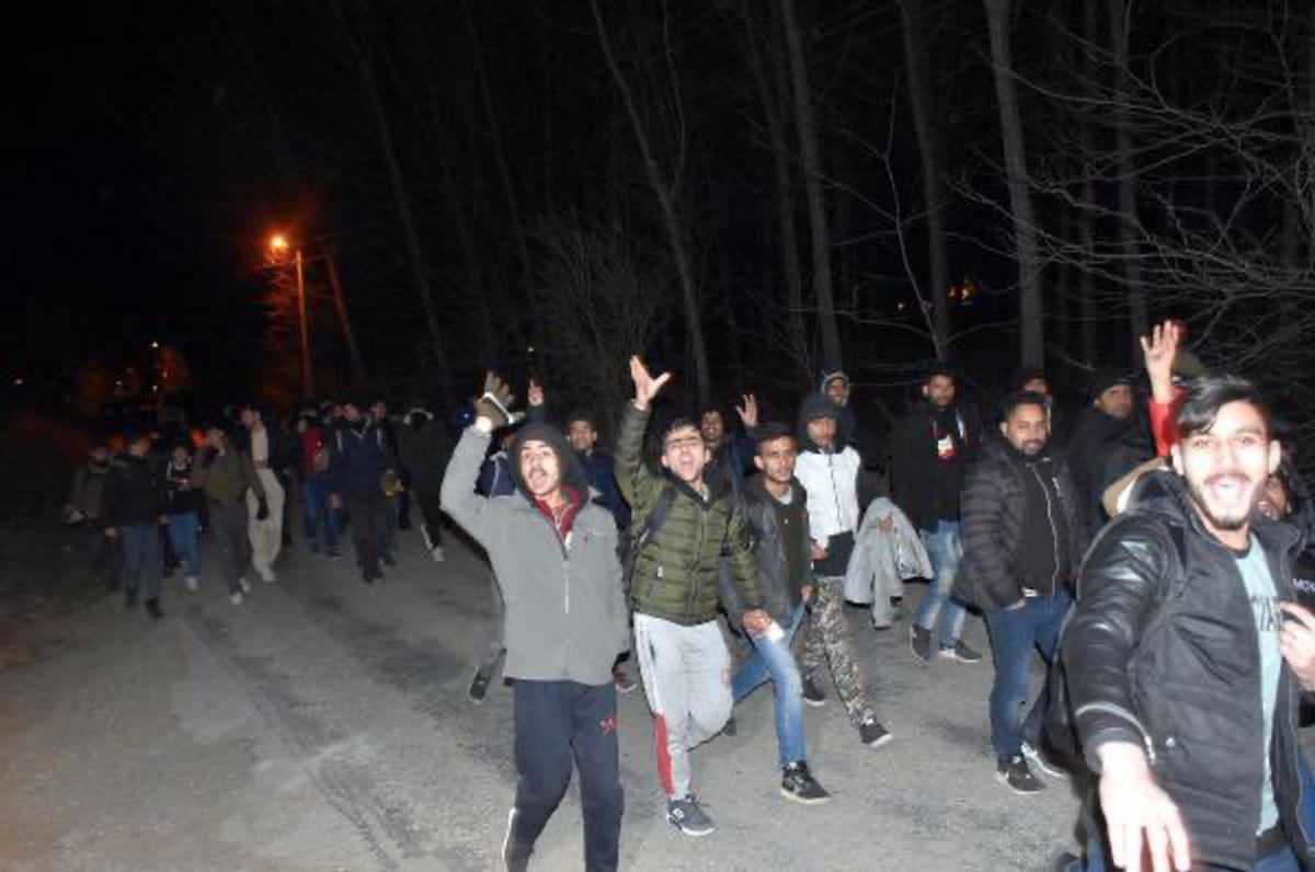 Άνοιξε τα σύνορα ο Ερντογάν! Βίντεο ντοκουμέντα με πρόσφυγες να περνούν ελεύθερα!