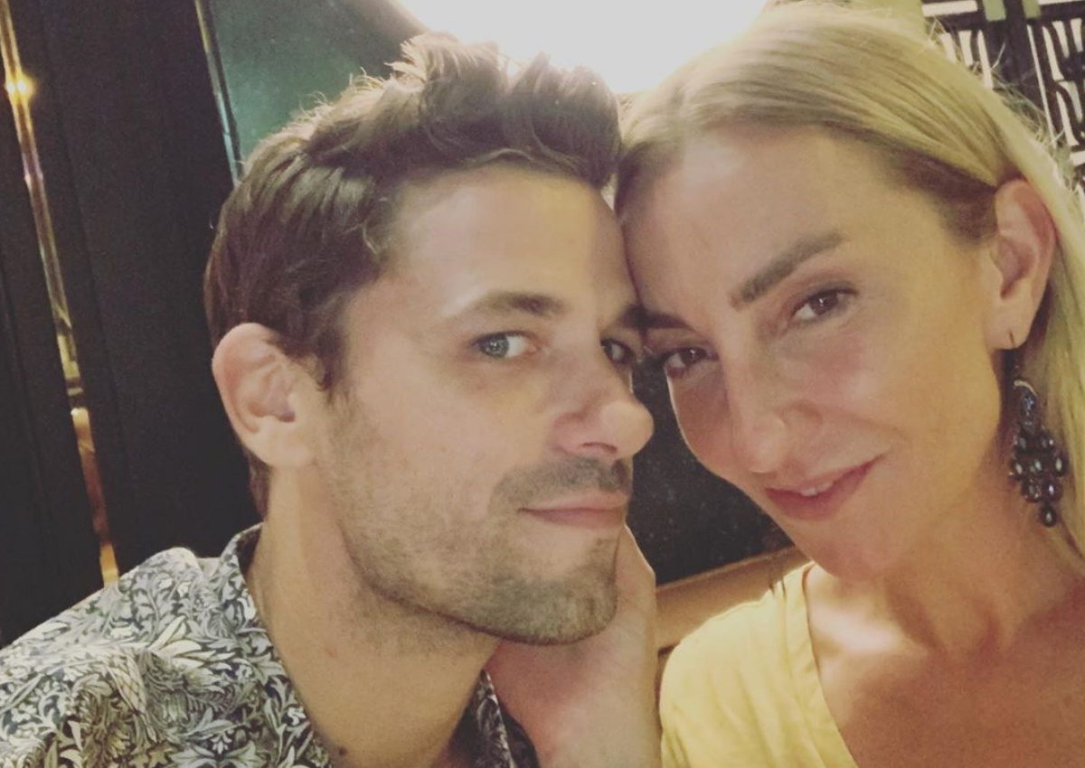 Ρέβη – Τότσικας: Βραδινή έξοδος για το ερωτευμένο ζευγάρι! [pics]