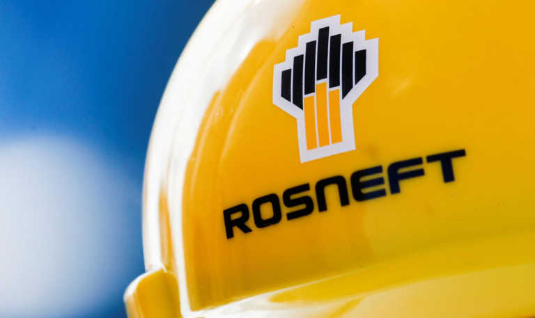 Βενεζουέλα: Ασφαλής “στέγη” στην ρωσική Rosneft μετά τις αμερικανικές κυρώσεις