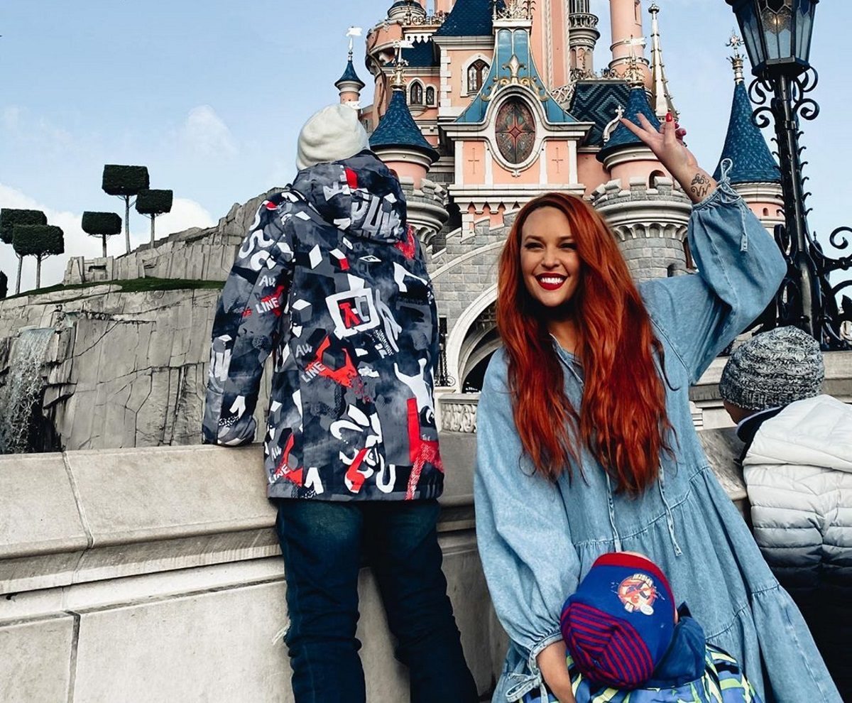 Η Σίσσυ Χρηστίδου πήγε στην Disneyland με τα παιδιά της! [pics,vid]