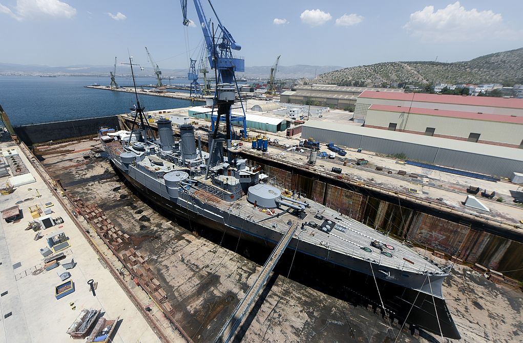 Τόσο θα κοστίσουν οι πυραυλάκατοι και τα υποβρύχια του Πολεμικού Ναυτικού