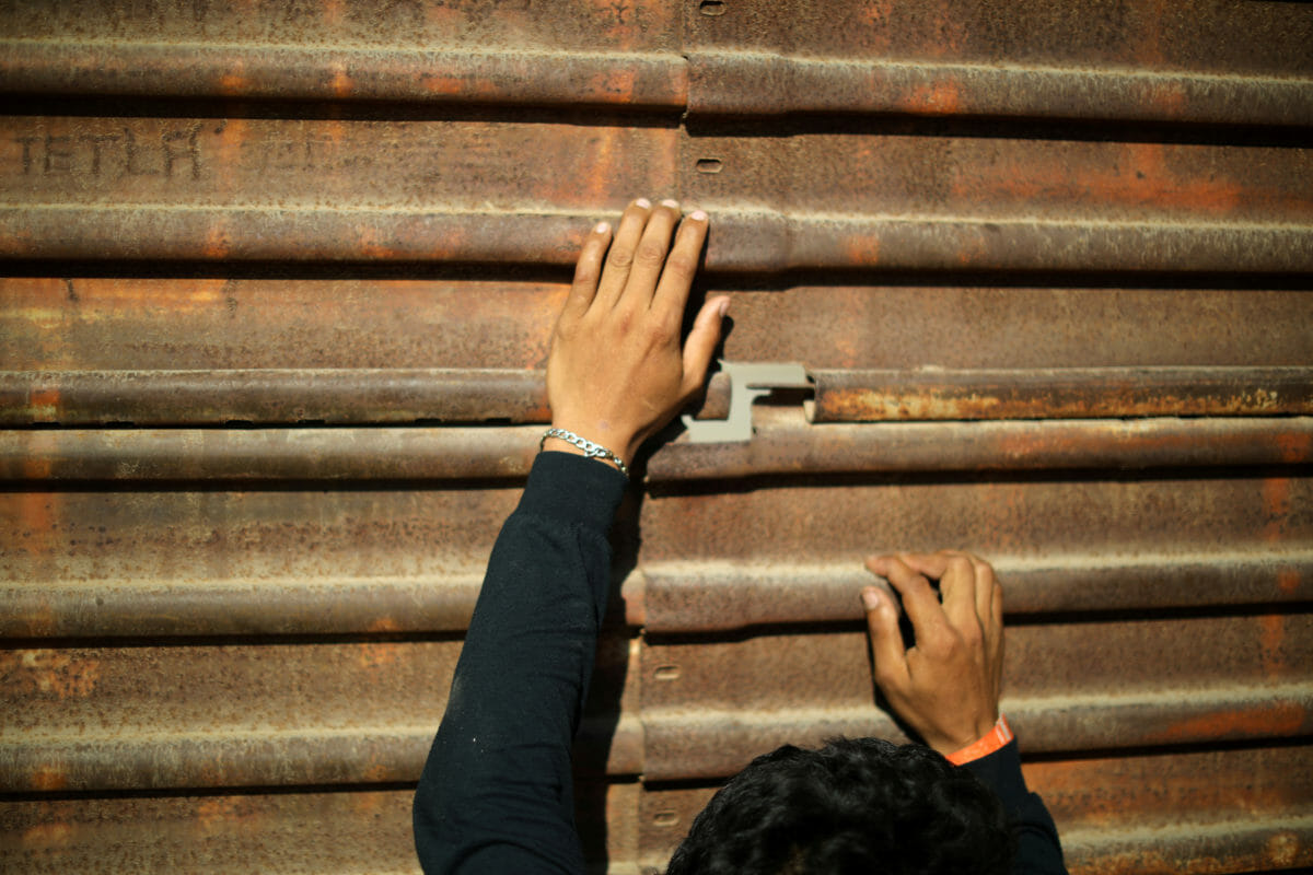 ΗΠΑ: Αποδεσμεύει 3,8 δισεκ. δολάρια για την κατασκευή του τείχους στα σύνορα