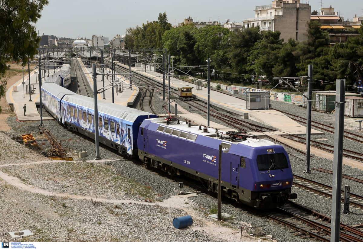 Αθήνα – Θεσσαλονίκη: Χαμός στο ταξίδι με τρένο από αρνητές της μάσκας – Σκηνές απείρου κάλλους στα βαγόνια