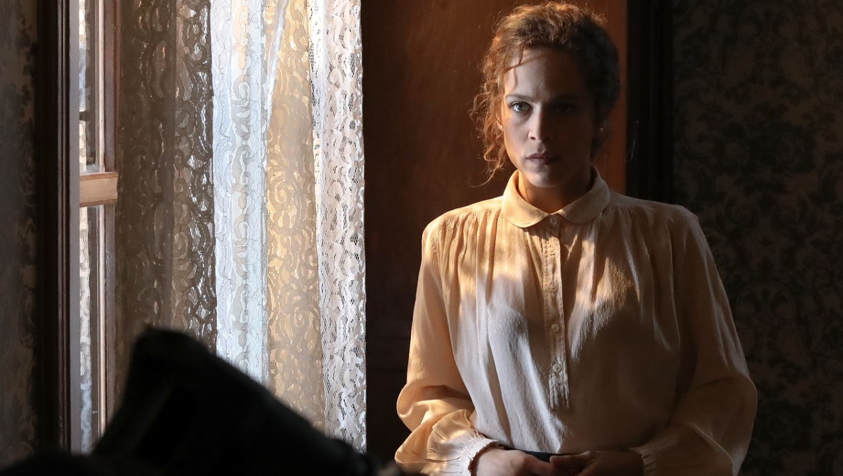 Το σκληρό πρόσωπο της Ασημίνας στις Άγριες Μέλισσες – Το σατανικό σχέδιο της Μυρσίνης