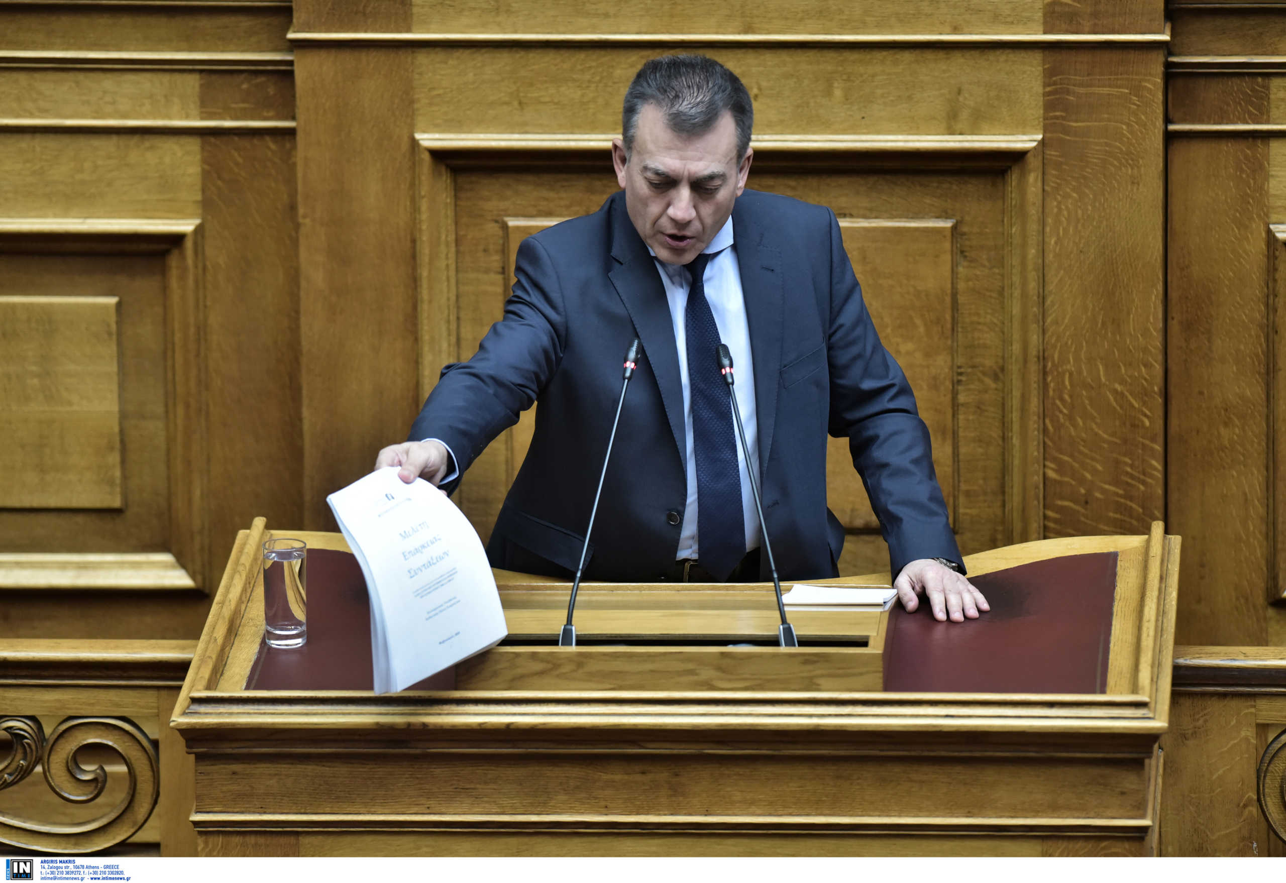 Ìüíç óõæÞôçóç êáé øÞöéóç åðß ôçò áñ÷Þò, ôùí Üñèñùí êáé ôïõ óõíüëïõ ôïõ 
ó÷åäßïõ íüìïõ ôïõ Õðïõñãåßïõ Åñãáóßáò êáé Êïéíùíéêþí ÕðïèÝóåùí: «ÁóöáëéóôéêÞ ìåôáññýèìéóç 
êáé øçöéáêüò ìåôáó÷çìáôéóìüò Åèíéêïý ÖïñÝá ÊïéíùíéêÞò  ÁóöÜëéóçò (e-Å.Ö.Ê.Á.)». 
ÅÉÓÇÃÇÔÅÓ: Âáóßëåéïò Ïéêïíüìïõ êáé Åõôõ÷ßá Á÷ôóéüãëïõ.