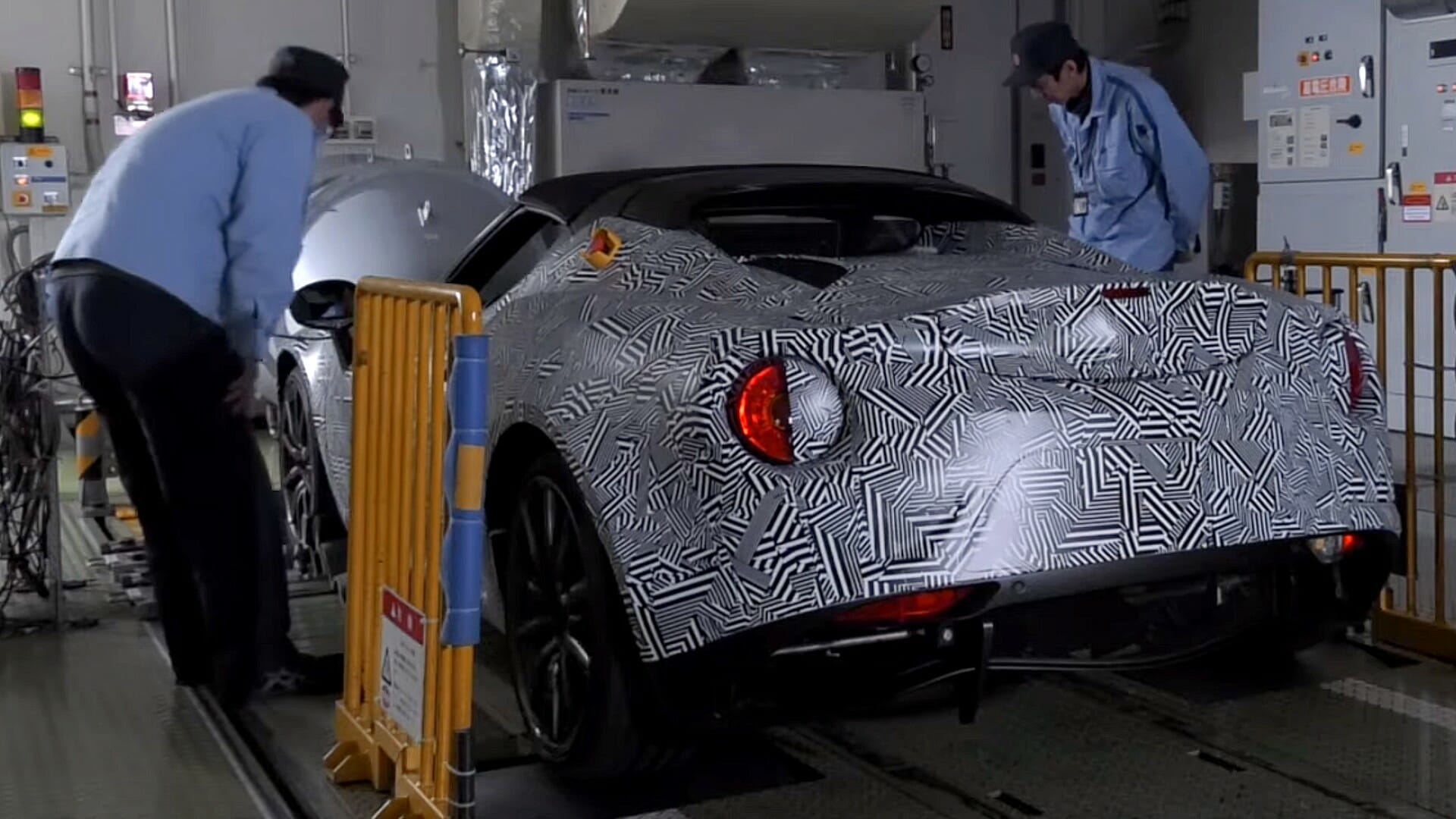 Η Yamaha δοκιμάζει τον ηλεκτροκινητήρα της σε μια Alfa Romeo 4C [vid]