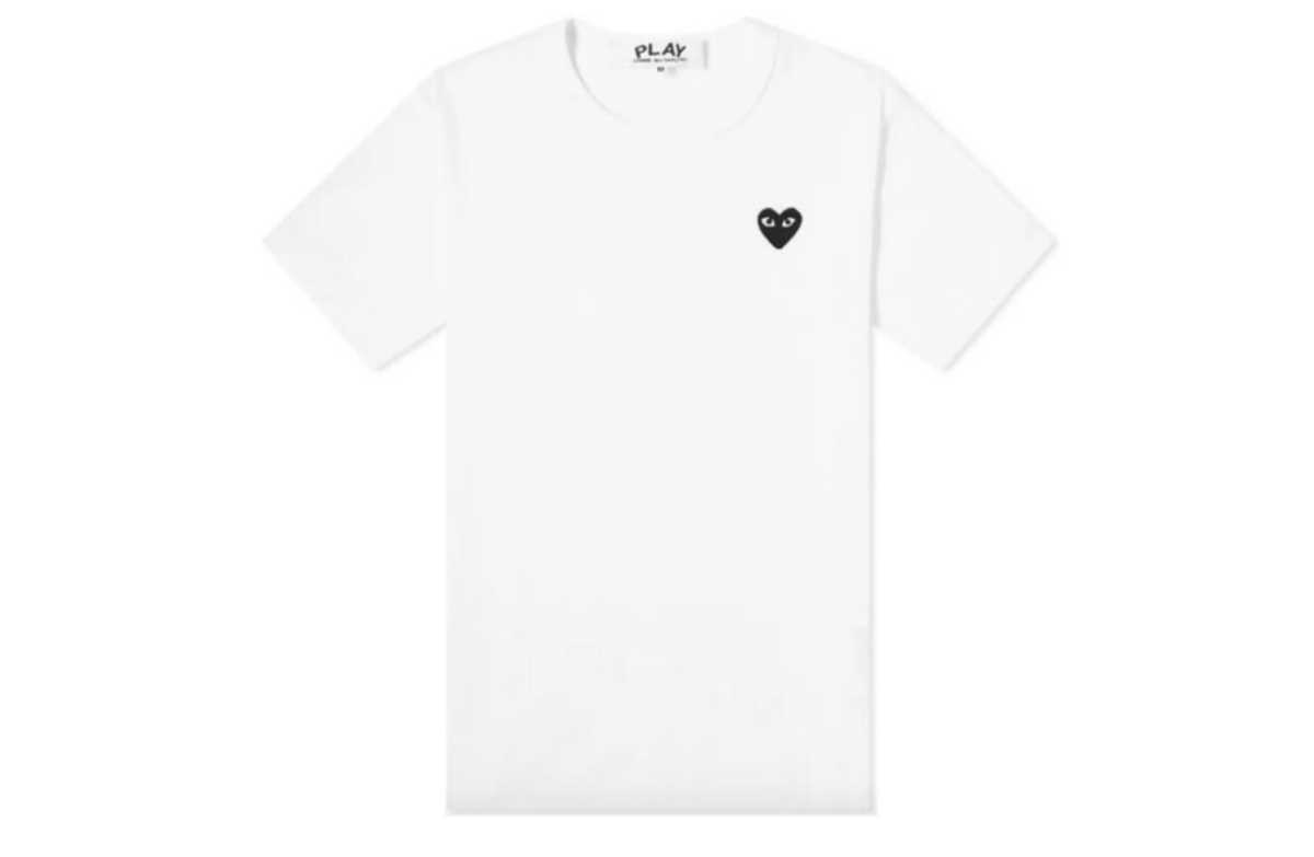 Το T-shirt που δεν πρέπει με τίποτα να λείπει από την ντουλάπα σου