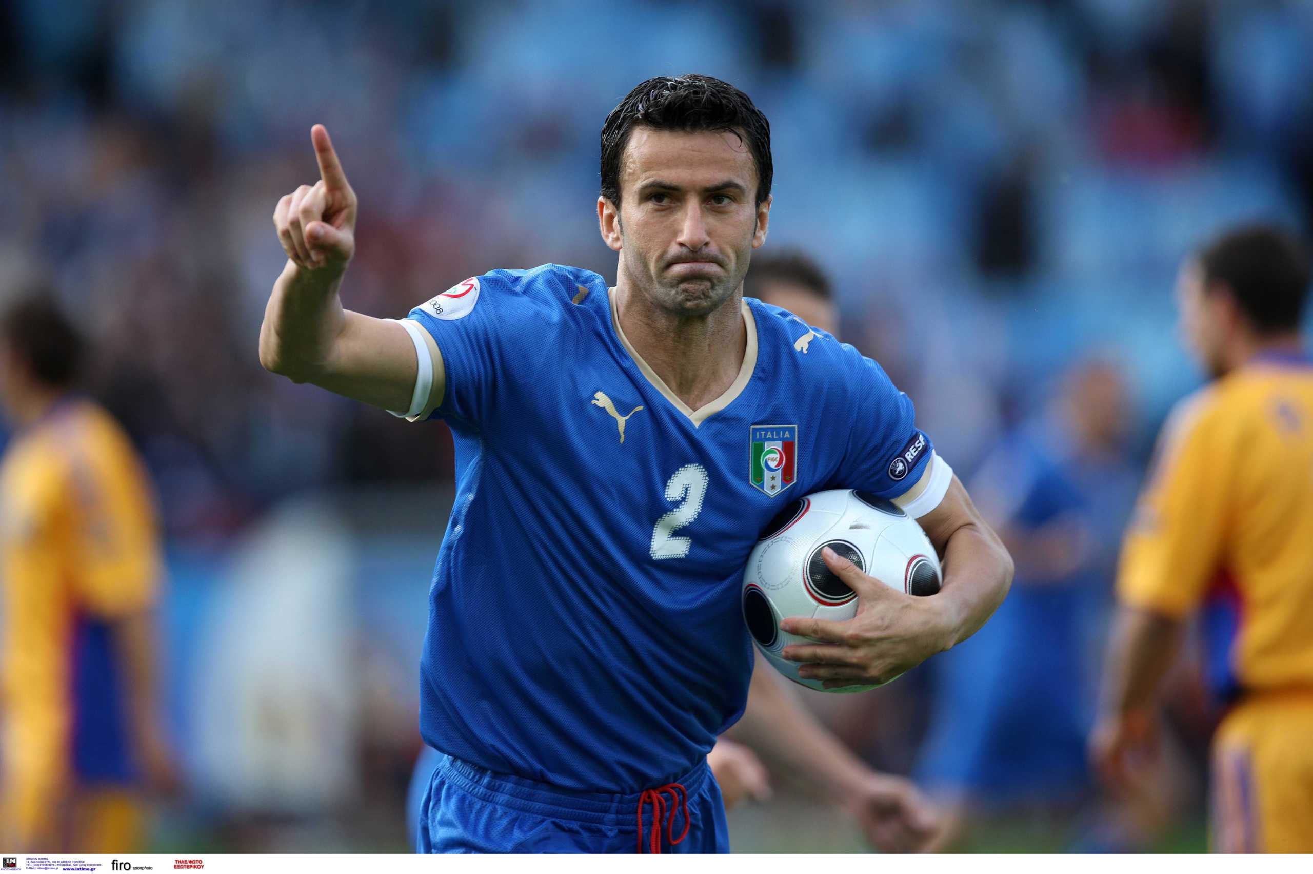 firo
Fu§ball Fussball                        13.06.2008
Nationalmannschaft Euro 2008 EM 2008 Europameisterschaft  M 13
italien - Rumnien 
Jubel nach Tor bei Christian PANUCCI
www.firosportphoto.de 
copyright by: firo sportphoto 
Pfefferackerstr. 2a 
45894  G e  l s e n k i r c h en
www.firosportphoto.de
mail@firosportphoto.de 
(V o l  ks b a n k B o c h u m-W  i t t e n)
BLZ.: 430 601 29
Kt. Nr.: 341 117 100
Tel:  0209 - 9304402
Fax:  0209 - 9304443