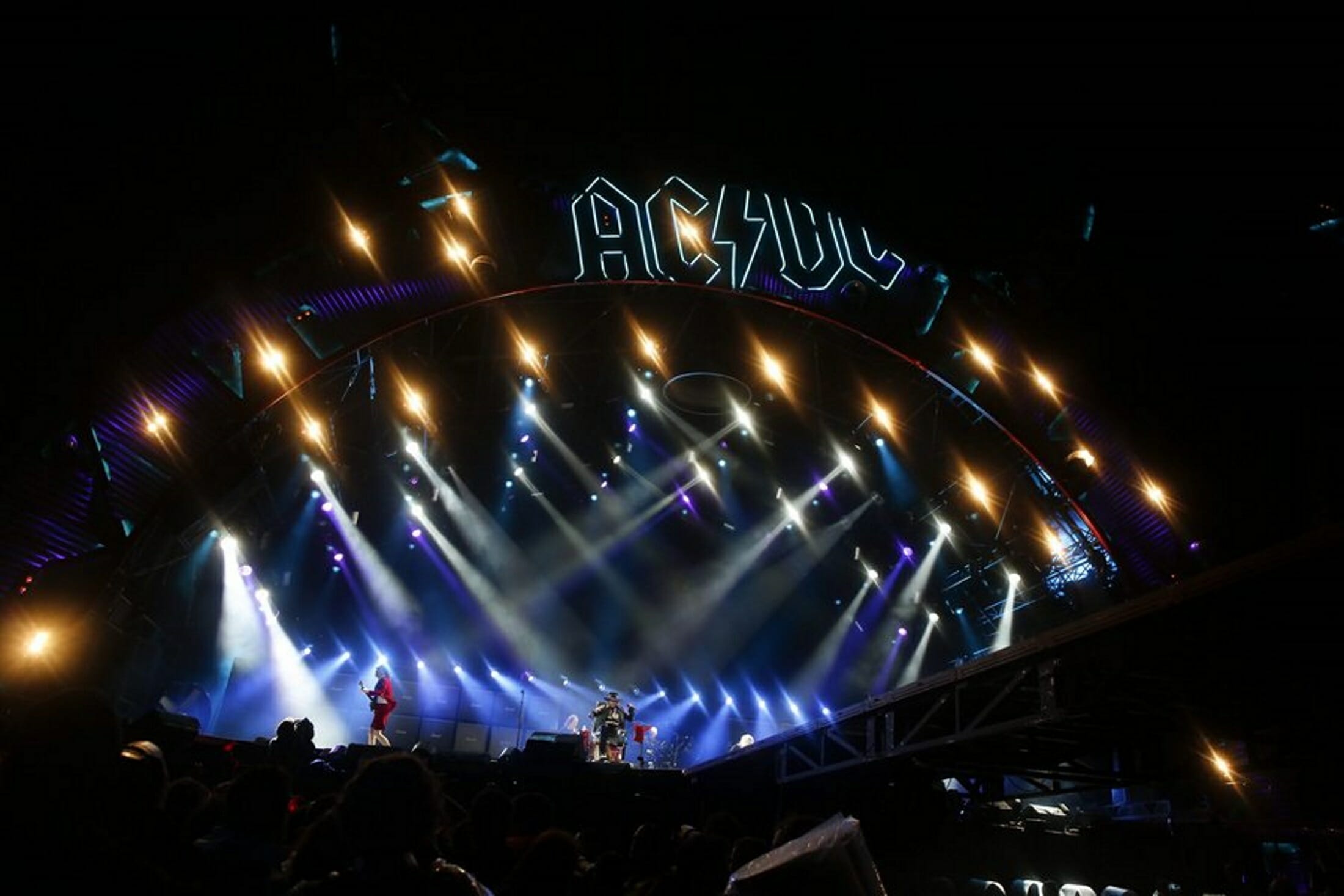 AC/DC